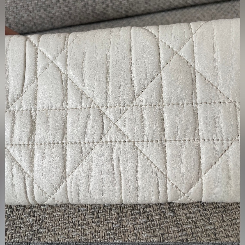DIOR Quilted Cream Leather Wallet clutch or Crossbody no original chain
